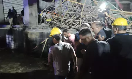 गांधीनगर में निर्माणाधीन साइट पर स्लैब गिरने के बाद अमित शाह ने की गुजरात के सीएम से बात, कहा- सभी मजदूर सुरक्षित गांधीनगर में निर्माणाधीन साइट पर स्लैब गिरने के बाद अमित शाह ने की गुजरात के सीएम से बात, कहा- सभी मजदूर सुरक्षित