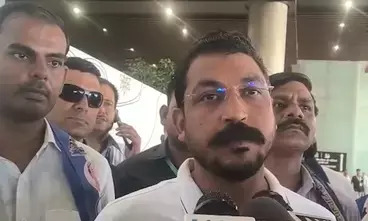 विनोद साहनी हत्याकांड पर गरमाई सियासत, चंद्रशेखर आजाद ने संजय निषाद से मांगा इस्तीफा विनोद साहनी हत्याकांड पर गरमाई सियासत, चंद्रशेखर आजाद ने संजय निषाद से मांगा इस्तीफा