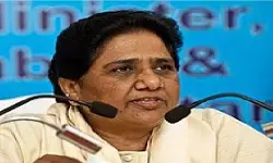 ‘मोह में पड़कर पार्टी का नुकसान नहीं होने दूंगी’, मायावती का बड़ा फैसला; आनंद कुमार के बेटों पर भी साफ किया रुख ‘मोह में पड़कर पार्टी का नुकसान नहीं होने दूंगी’, मायावती का बड़ा फैसला; आनंद कुमार के बेटों पर भी साफ किया रुख