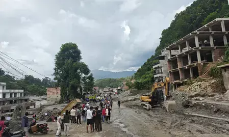 अमेरिका ने नेपाल में बाढ़ पीड़ितों की मदद के लिए 10 लाख डॉलर की दी मंजूरी अमेरिका ने नेपाल में बाढ़ पीड़ितों की मदद के लिए 10 लाख डॉलर की दी मंजूरी