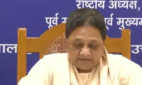 मायावती का आकाश पर हमला