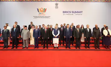 ब्र‍िक्‍स सदस्‍यों के साथ प्रधानमंत्री मोदी ने खिंचवाई फैमिली फोटो