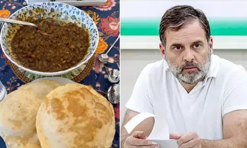 ब्रिक्स रात्रिभोज के शाकाहारी मेन्यू पर सियासी संग्राम, राहुल गांधी बोले- भारत की संस्कृति छिपाई जा रही ब्रिक्स रात्रिभोज के शाकाहारी मेन्यू पर सियासी संग्राम, राहुल गांधी बोले- भारत की संस्कृति छिपाई जा रही