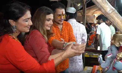 गणपति आगमन से झूम उठी टीवी इंडस्ट्री, देबीना से दीपशिखा नागपाल तक घर लाए बप्पा को