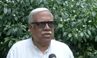जासूसी करने वाले 99 फीसदी हिंदू, देश लूटकर भागने वालों में एक भी मुसलमान नहीं: हन्नान मोल्लाह जासूसी करने वाले 99 फीसदी हिंदू, देश लूटकर भागने वालों में एक भी मुसलमान नहीं: हन्नान मोल्लाह