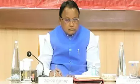 सीएम माझी ने ओडिशा के परिवारों से पीएम मोदी के जन्मदिन पर आशीर्वाद का दीया जलाने की अपील की सीएम माझी ने ओडिशा के परिवारों से पीएम मोदी के जन्मदिन पर आशीर्वाद का दीया जलाने की अपील की