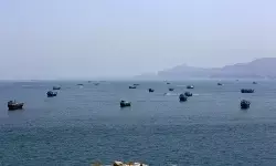 मछली पकड़ने वाली दो नौकाओं पर ड्रोन हमला : दक्षिणी तट