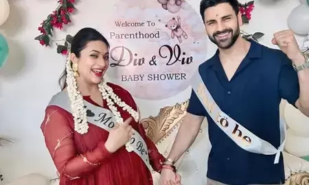 दिव्यांका-विवेक पेरेंट्सहुड को कर रहे इंजॉय दिव्यांका-विवेक पेरेंट्सहुड को कर रहे इंजॉय
