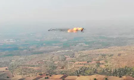 केशम द्वीप के हवाई क्षेत्र में अमेरिकी एमक्यू-9 ड्रोन मार गिराया केशम द्वीप के हवाई क्षेत्र में अमेरिकी एमक्यू-9 ड्रोन मार गिराया
