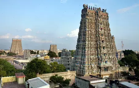 मीनाक्षी अम्मन मंदिर के महाकुंभाभिषेकम पर सीएम विजय ने दी शुभकामनाएं, बोले- तमिल संस्कृति की दिव्य पहचान दुनिया तक पहुंचे