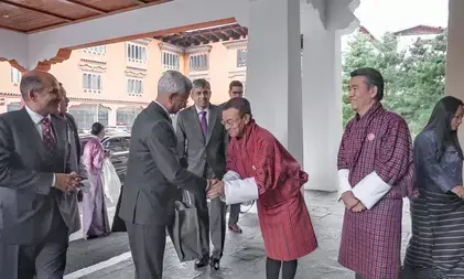 वित्त मंत्री दोरजी ने विदेश मंत्री जयशंकर का किया स्वागत वित्त मंत्री दोरजी ने विदेश मंत्री जयशंकर का किया स्वागत