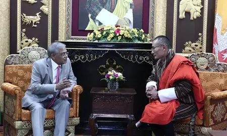 भूटान दौरे पर मुख्य चुनाव आयुक्त ज्ञानेश कुमार, प्रधानमंत्री शेरिंग टोबगे से लोकतांत्रिक मूल्यों पर की चर्चा