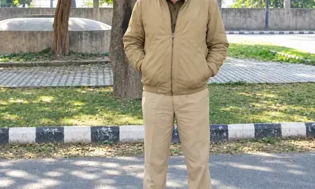 पंजाब : ड्यूटी पर तैनात एएसआई की गोली मारकर हत्या, सीएम मान ने जताया शोक पंजाब : ड्यूटी पर तैनात एएसआई की गोली मारकर हत्या, सीएम मान ने जताया शोक