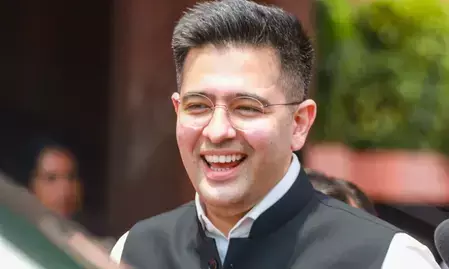 राघव चड्ढा ने आप को एक्स गर्लफ्रेंड बताकर किया कटाक्ष, कहा- कहीं अपने हाथ की नस न कांट लें