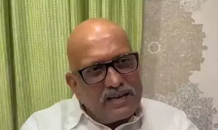 राम मंदिर चंदा विवाद: अजय राय ने सरकार से पूछा तीखा सवाल, चंपत राय और मुख्य जिम्मेदार लोगों पर क्या कार्रवाई हुई? राम मंदिर चंदा विवाद: अजय राय ने सरकार से पूछा तीखा सवाल, चंपत राय और मुख्य जिम्मेदार लोगों पर क्या कार्रवाई हुई?