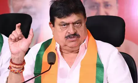 तेलंगाना भाजपा ने दलबदल करने वाले सभी विधायकों से मांगा इस्तीफा तेलंगाना भाजपा ने दलबदल करने वाले सभी विधायकों से मांगा इस्तीफा