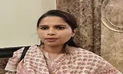 यूपी की भाजपा विधायक पूजा पाल साइबर ठगी का हुईं शिकार, अकाउंट से कई बार में निकाले गए 1.55 लाख रुपये यूपी की भाजपा विधायक पूजा पाल साइबर ठगी का हुईं शिकार, अकाउंट से कई बार में निकाले गए 1.55 लाख रुपये