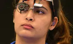 एशियन गेम्स 2026 : ओपनिंग सेरेमनी के बाद भावुक हुईं मनु भाकर एशियन गेम्स 2026 : ओपनिंग सेरेमनी के बाद भावुक हुईं मनु भाकर
