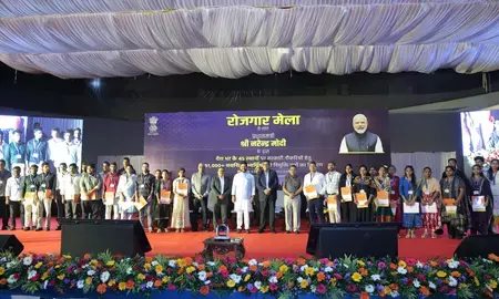 नौकरी एक उपलब्धि है, लेकिन लोगों की सेवा करना असली जिम्मेदारी: राम मोहन नायडू नौकरी एक उपलब्धि है, लेकिन लोगों की सेवा करना असली जिम्मेदारी: राम मोहन नायडू