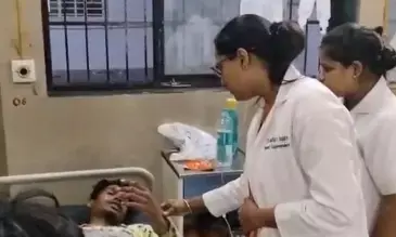 बिहार : मुंगेर इंजीनियरिंग कॉलेज में 35 से ज्यादा छात्र बीमार, फूड पॉइजनिंग की आशंका बिहार : मुंगेर इंजीनियरिंग कॉलेज में 35 से ज्यादा छात्र बीमार, फूड पॉइजनिंग की आशंका