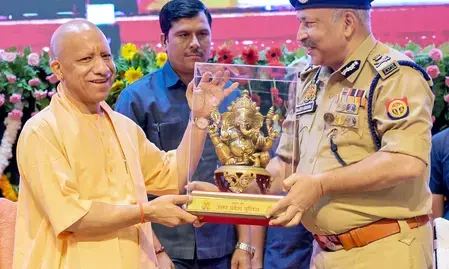 सीएम योगी का युवाओं के लिए बड़ा ऐलान: छह महीने में मिलेंगी 1 लाख सरकारी नौकरियां; हर सप्ताह आयोजित होगा मेगा भर्ती इवेंट