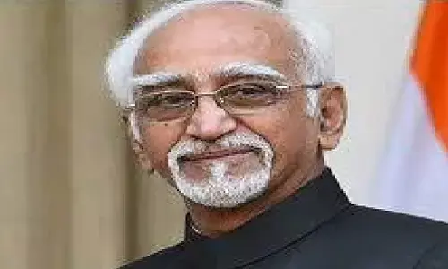 हामिद अंसारी ने नेहरू के हवाले से हिंदू दक्षिणपंथी सांप्रदायिकता को बताया खतरा, बीजेपी ने जताई आपत्ति