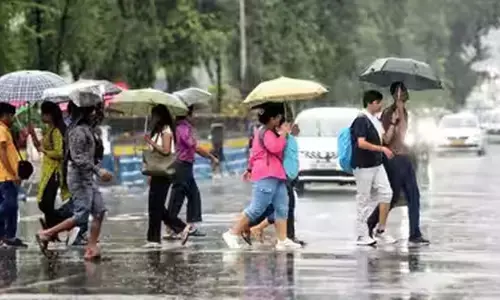 महाराष्ट्र में 25 से 28 सितंबर तक बारिश के आसार महाराष्ट्र में 25 से 28 सितंबर तक बारिश के आसार