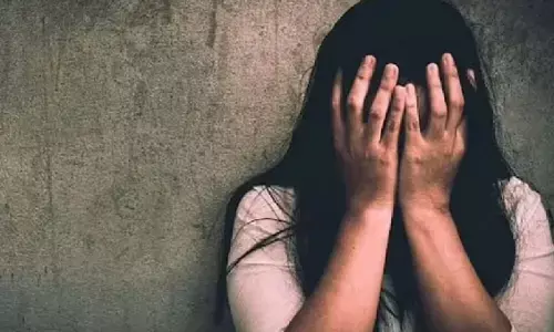 कालकाजी मंदिर के पास नाबालिग से गैंगरेप का आरोप, एक आरोपी पुलिस मुठभेड़ में घायल कालकाजी मंदिर के पास नाबालिग से गैंगरेप का आरोप, एक आरोपी पुलिस मुठभेड़ में घायल