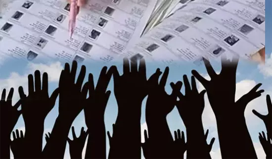 जनता उठ कर खड़े हो, वर्ना लुटना तय है जनता उठ कर खड़े हो, वर्ना लुटना तय है