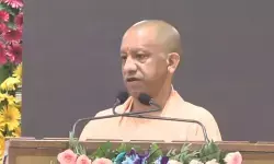 यूपी में भारत टैक्सी की शुरुआत: ड्राइवरों को जीरो कमीशन और 5 लाख रुपए की सामाजिक सुरक्षा, सीएम योगी का बड़ा ऐलान