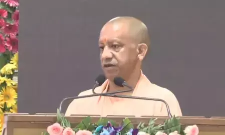 यूपी में भारत टैक्सी की शुरुआत: ड्राइवरों को जीरो कमीशन और 5 लाख रुपए की सामाजिक सुरक्षा, सीएम योगी का बड़ा ऐलान यूपी में भारत टैक्सी की शुरुआत: ड्राइवरों को जीरो कमीशन और 5 लाख रुपए की सामाजिक सुरक्षा, सीएम योगी का बड़ा ऐलान