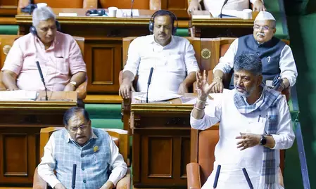 कर्नाटक विधानसभा सत्र सूखे पर चर्चा के लिए बढ़ाया गया कर्नाटक विधानसभा सत्र सूखे पर चर्चा के लिए बढ़ाया गया