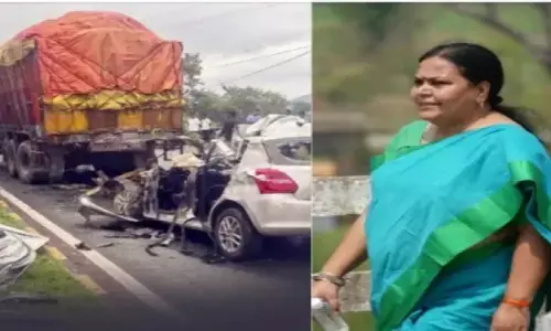जमशेदपुर में भीषण सड़क हादसा, मंत्री दीपिका पांडेय की बेटी समेत 4 की मौत जमशेदपुर में भीषण सड़क हादसा, मंत्री दीपिका पांडेय की बेटी समेत 4 की मौत