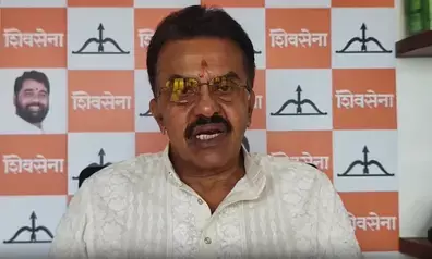 महाराष्ट्र के 21 जिलों में सूखे जैसे हालात, किसानों की स्थिति का सर्वे जारी: संजय निरुपम महाराष्ट्र के 21 जिलों में सूखे जैसे हालात, किसानों की स्थिति का सर्वे जारी: संजय निरुपम