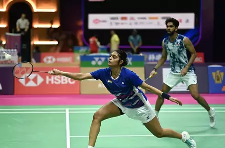 एशियन गेम्स 2026: सात्विक-चिराग हुए बाहर, क्वार्टर फाइनल में तनीषा और ध्रुव की जोड़ी एशियन गेम्स 2026: सात्विक-चिराग हुए बाहर, क्वार्टर फाइनल में तनीषा और ध्रुव की जोड़ी