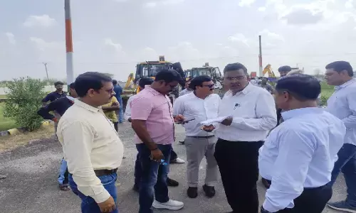 अलीगढ़ के टप्पल में यमुना प्राधिकरण की बड़ी कार्रवाई, 30 हेक्टेयर जमीन से हटाया अवैध अतिक्रमण