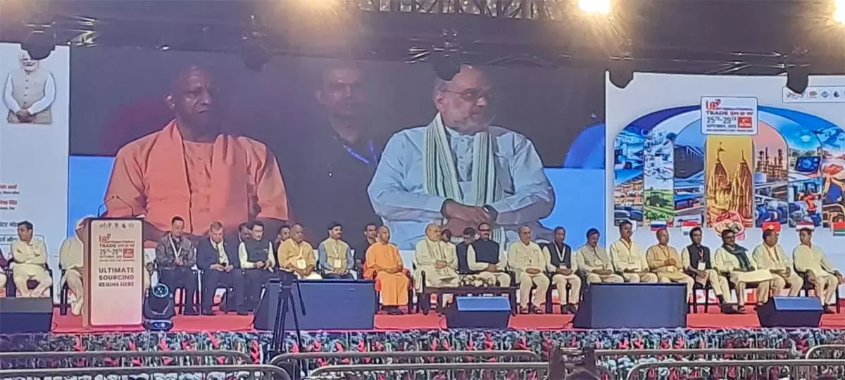 ‘सोने की चिड़िया’ भारत में हुनरमंदों को नहीं मिला मंच, यूपी ने लोकल उत्पादों को ग्लोबल पहचान दी: योगी