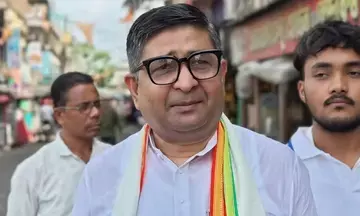 नंदीग्राम में टीएमसी उम्मीदवार एहतेशामुल हक का अभियान शुरू, ममता बनर्जी पर ही साधा निशाना नंदीग्राम में टीएमसी उम्मीदवार एहतेशामुल हक का अभियान शुरू, ममता बनर्जी पर ही साधा निशाना