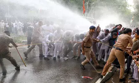 मुख्य चुनाव आयुक्त के खिलाफ कांग्रेस का देशभर में प्रदर्शन, एक्शन की मांग मुख्य चुनाव आयुक्त के खिलाफ कांग्रेस का देशभर में प्रदर्शन, एक्शन की मांग