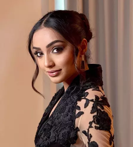 रामलीला में सीता बनेंगी मिस यूनिवर्स इंडिया 2026 केजिया लिज़ मेजो रामलीला में सीता बनेंगी मिस यूनिवर्स इंडिया 2026 केजिया लिज़ मेजो