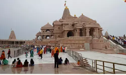 राम मंदिर चढ़ावा चोरी में बड़े खुलासे, 67 लोगों का जिक्र, सीसीटीवी में कई बार रकम हटाने का दावा; बाथरूम से मिले 2.25 लाख राम मंदिर चढ़ावा चोरी में बड़े खुलासे, 67 लोगों का जिक्र, सीसीटीवी में कई बार रकम हटाने का दावा; बाथरूम से मिले 2.25 लाख