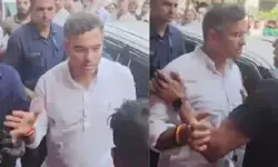 सड़क पर सवाल पूछने वाले युवक को थप्पड़ मारने का आरोप, प्रवेश वर्मा का वीडियो शेयर कर AAP ने साधा निशाना