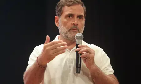 मुझे तेज लहरों के बीच तैरना पसंद, सीईसी के खिलाफ महाभियोग की मांग के बीच राहुल गांधी का पोस्ट मुझे तेज लहरों के बीच तैरना पसंद, सीईसी के खिलाफ महाभियोग की मांग के बीच राहुल गांधी का पोस्ट
