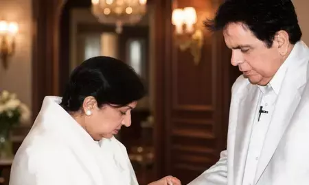 लता मंगेशकर को चुभ गया था दिलीप कुमार का मजाक लता मंगेशकर को चुभ गया था दिलीप कुमार का मजाक