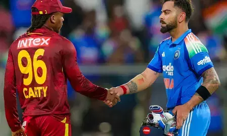 कोहली का ऐतिहासिक शतक, लिस्ट-ए क्रिकेट में तेंदुलकर के शतकों की बराबरी, लगाई रिकॉर्ड्स की झड़ी कोहली का ऐतिहासिक शतक, लिस्ट-ए क्रिकेट में तेंदुलकर के शतकों की बराबरी, लगाई रिकॉर्ड्स की झड़ी