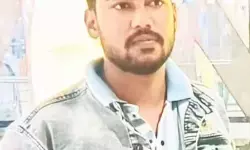 ललितपुर में सनसनीखेज वारदात! 5 युवकों ने पत्थरों और चाकू से हमला कर युवक को उतारा मौत के घाट ललितपुर में सनसनीखेज वारदात! 5 युवकों ने पत्थरों और चाकू से हमला कर युवक को उतारा मौत के घाट