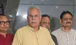 सीईसी ज्ञानेश कुमार के जरिए जनादेश की चोरी हो रही है : भूपेश बघेल सीईसी ज्ञानेश कुमार के जरिए जनादेश की चोरी हो रही है : भूपेश बघेल