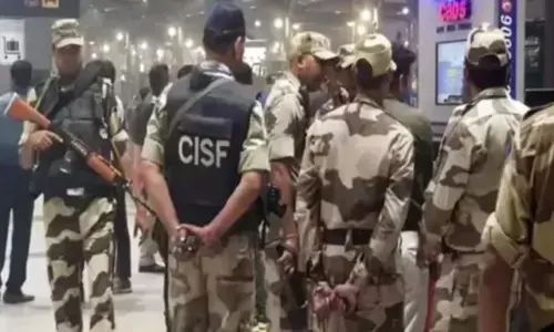 कठुआ के CISF कैंप में खूनी विवाद, असिस्टेंट कमांडेंट समेत 4 जवानों की मौत कठुआ के CISF कैंप में खूनी विवाद, असिस्टेंट कमांडेंट समेत 4 जवानों की मौत
