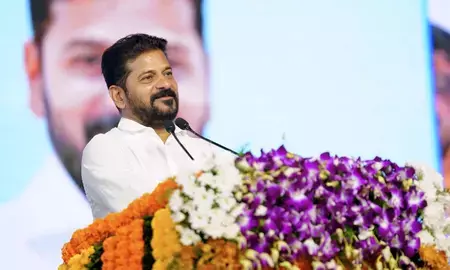 तेलंगाना की सिंचाई परियोजनाओं को मंजूरी दिलाने के लिए सीआर पाटिल से मिले रेवंत रेड्डी तेलंगाना की सिंचाई परियोजनाओं को मंजूरी दिलाने के लिए सीआर पाटिल से मिले रेवंत रेड्डी