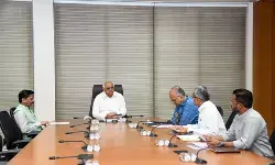 गुजरात के सरकारी कार्यालयों में प्लास्टिक फाइलों और फोल्डरों का इस्तेमाल होगा बंद